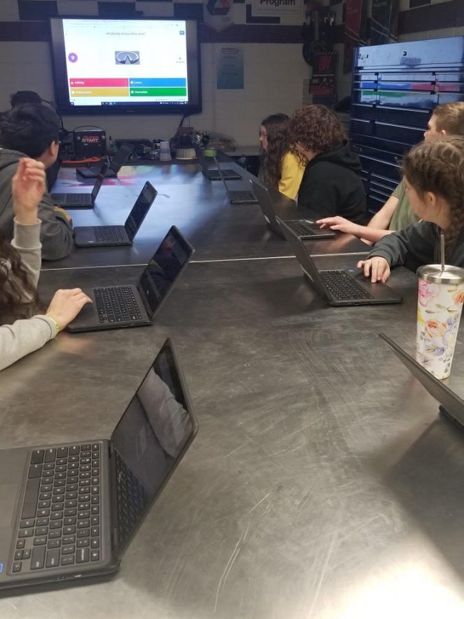 Eighth-graders Visit Northwest Technology Center